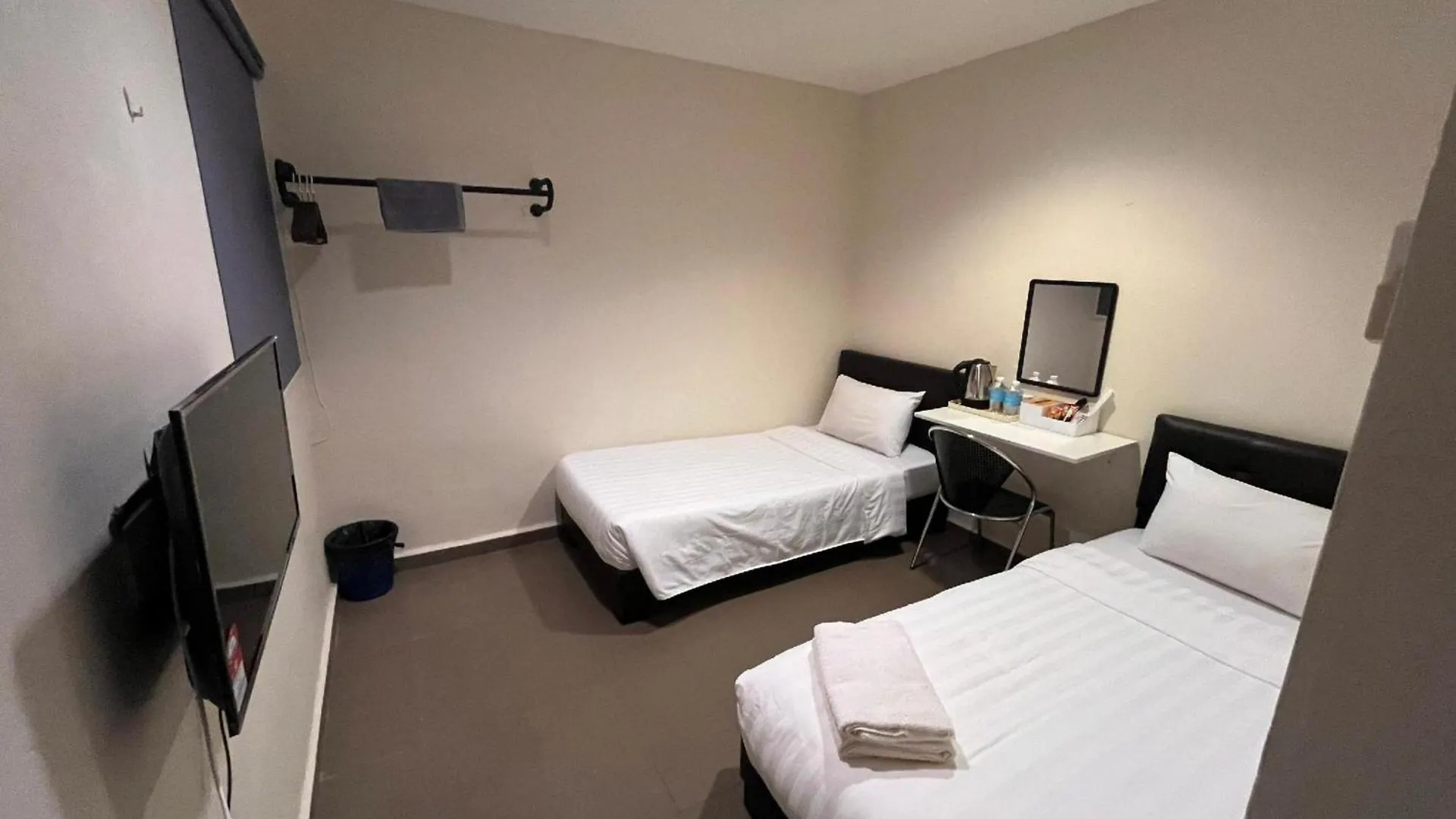 Oyo 91045 Jb Sojourn Hotel Johor Bahru Malaysia